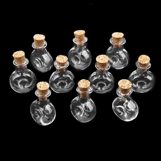 10Pcs Mini Glass Cork Bottle XO Winebottle Jars Vials Wish Bottle Love Note Generic www.amazon.ca/...