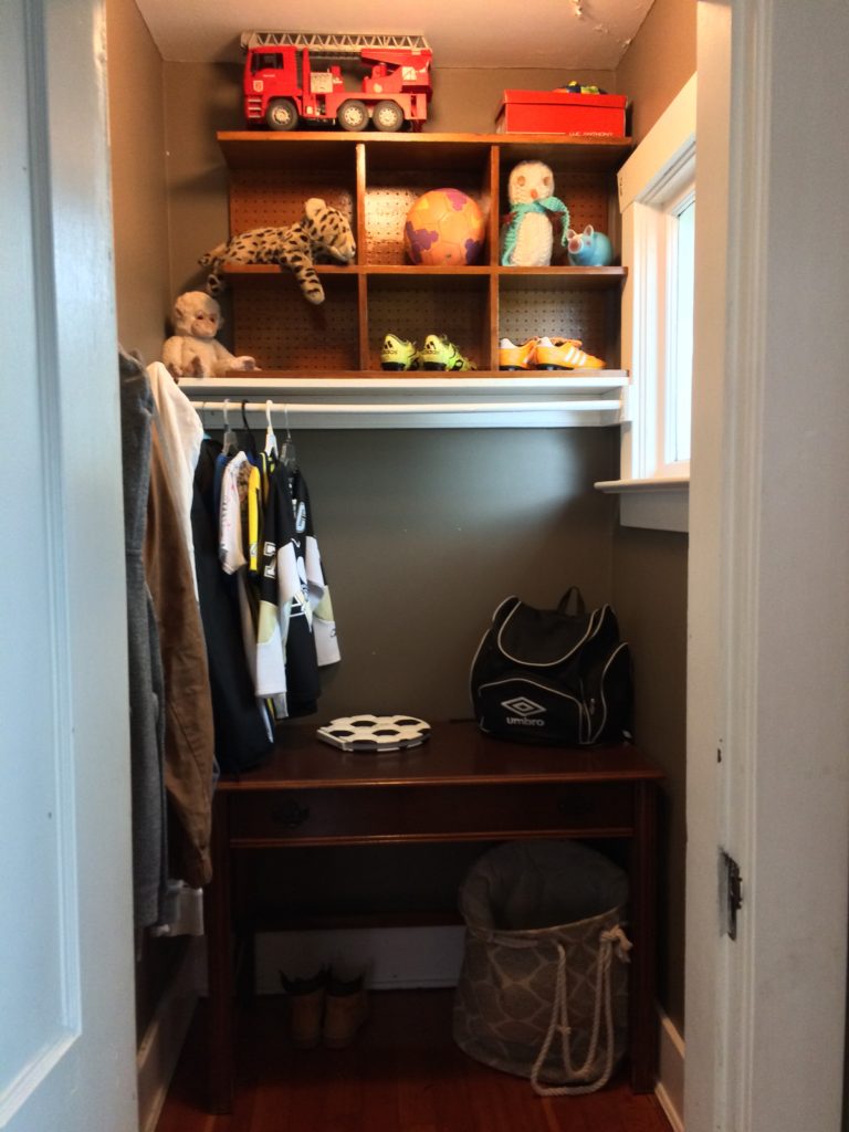 Fix it Friday: How to add a antique dresser to a already full kids room
